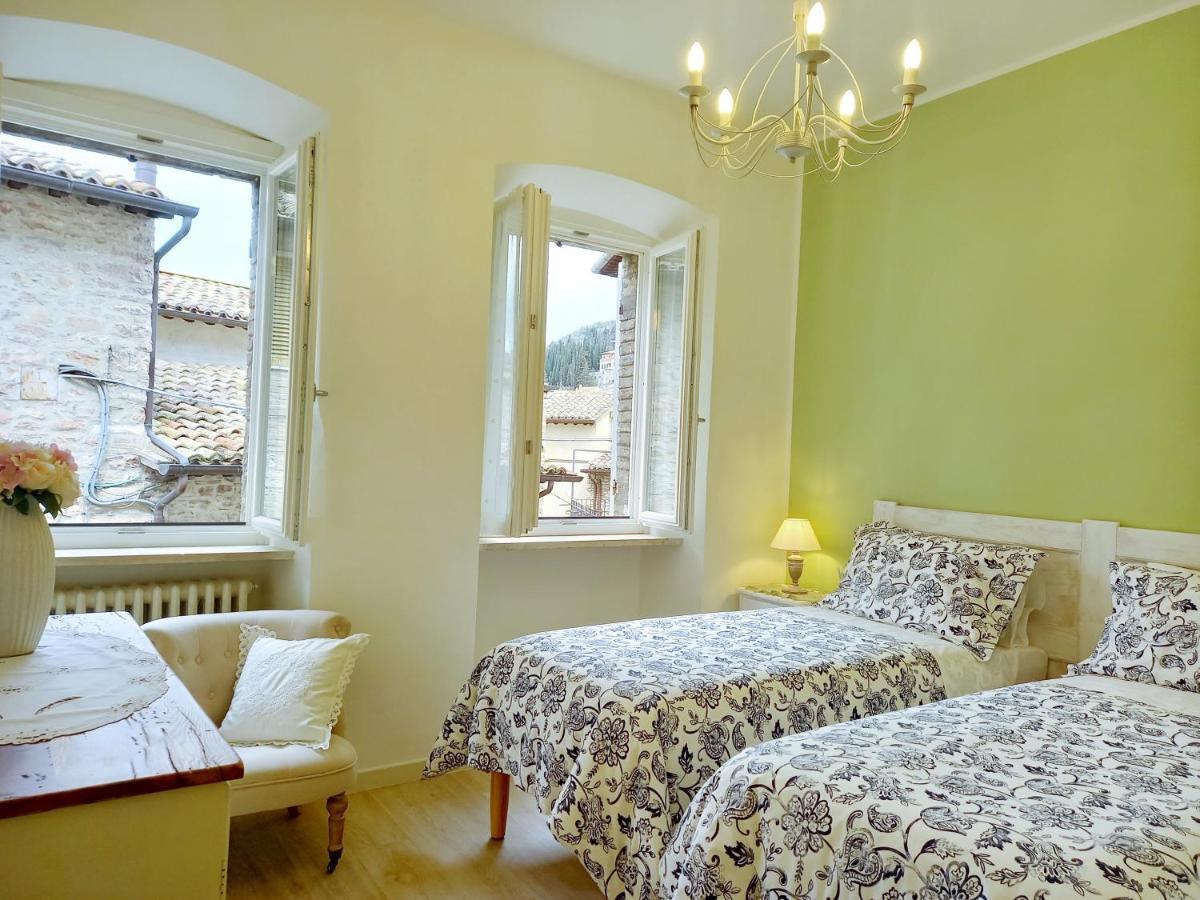 B&B Maison Gabry Ассізі Екстер'єр фото